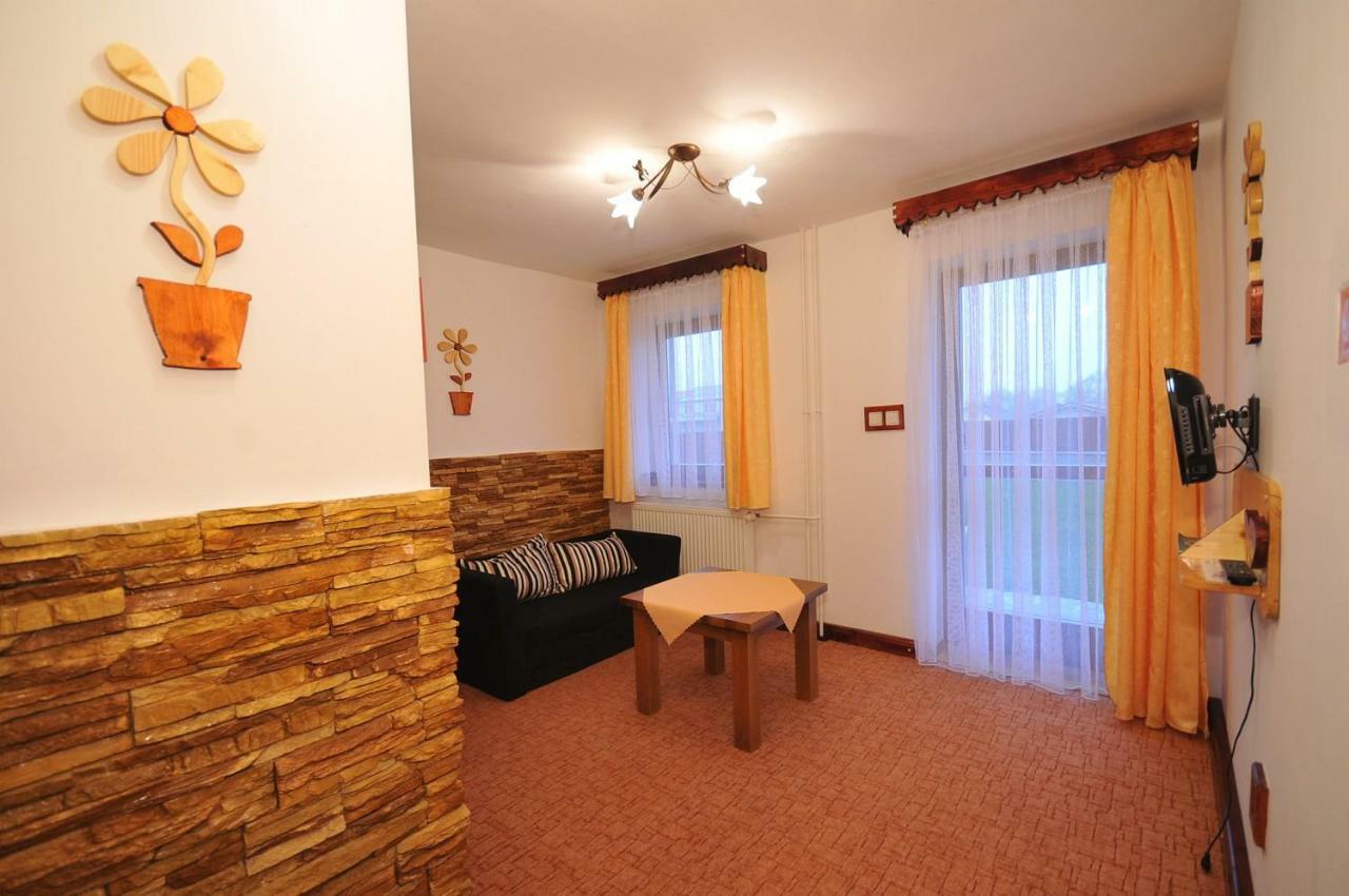 Aspen Apartment Nova Lesna Exterior photo
